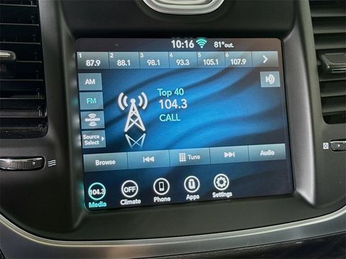 Used 2021 Chrysler 300 Touring w/ Sport Appearance Package image 7