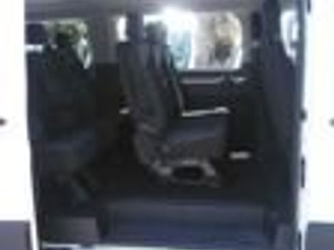 Used 2025 Ford Transit 350 XLT RWD image 5