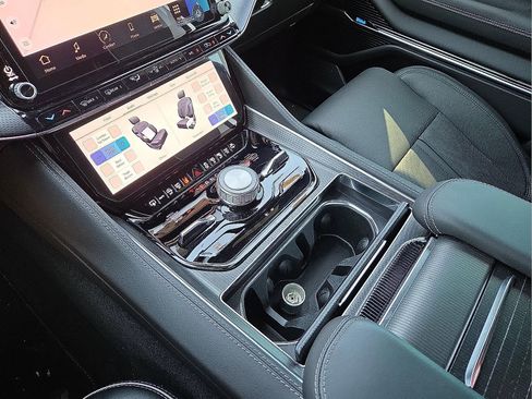 Used 2024 Jeep Grand Wagoneer L Series II w/ Quick Order Packagew 28T AWD/4WD image 24