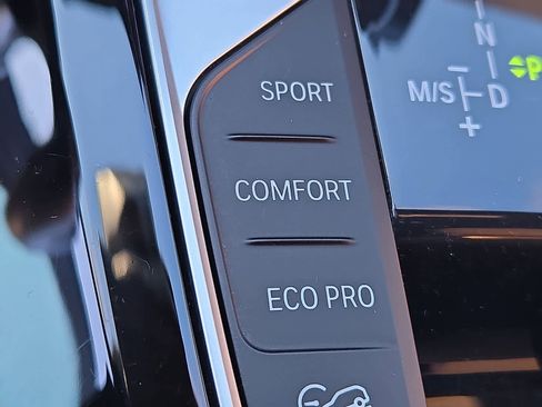 Used 2022 BMW X3 xDrive30i w/ Premium Package 2 image 27