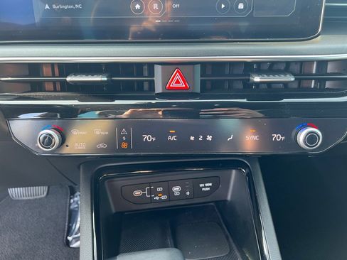 Used 2025 Kia K5 GT-Line w/ GT-Line Premium Package image 22