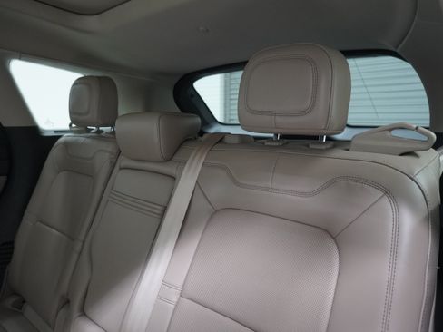 Used 2021 Lincoln Corsair Reserve FWD image 13