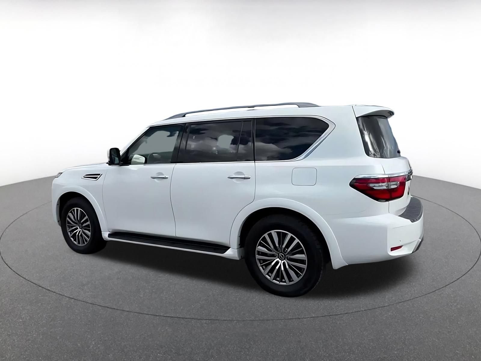 Used 2023 Nissan Armada SL AWD/4WD image 9