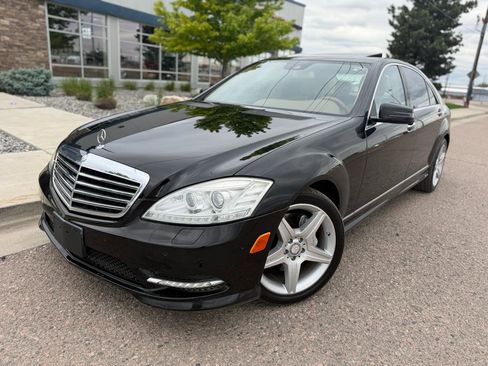 Used 2011 Mercedes-Benz S 550 image 1
