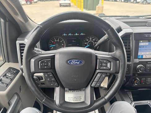 Used 2019 Ford F150 XLT w/ Equipment Group 302A Luxury AWD/4WD image 13