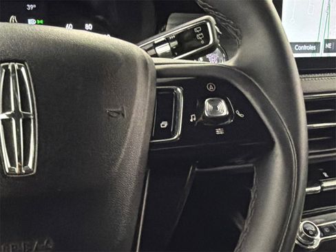 Used 2022 Lincoln Corsair AWD w/ Equipment Group 101A image 19