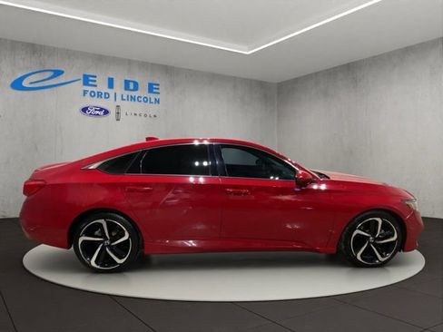 Used 2018 Honda Accord Sport image 7