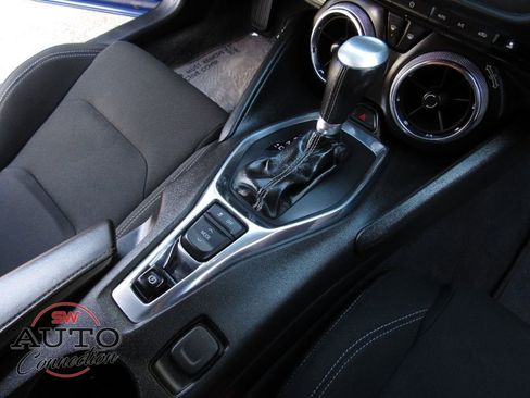 Used 2021 Chevrolet Camaro LT image 15