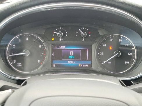 Used 2022 Buick Encore Preferred w/ Safety Package FWD image 20