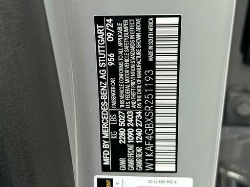 Certified 2025 Mercedes-Benz C 300 Sedan image 34