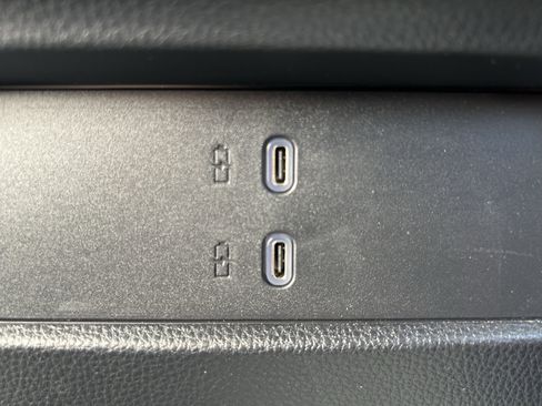 Used 2025 Toyota 4Runner SR5 AWD/4WD image 19