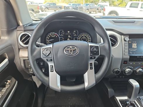 Used 2021 Toyota Tundra SR5 w/ SR5 Upgrade Package AWD/4WD image 20