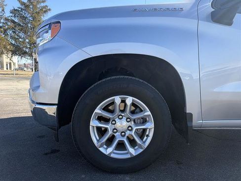 Used 2022 Chevrolet Silverado 1500 LT image 39