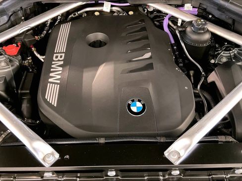 New 2026 BMW X5 xDrive40i w/ Climate Comfort Package image 17