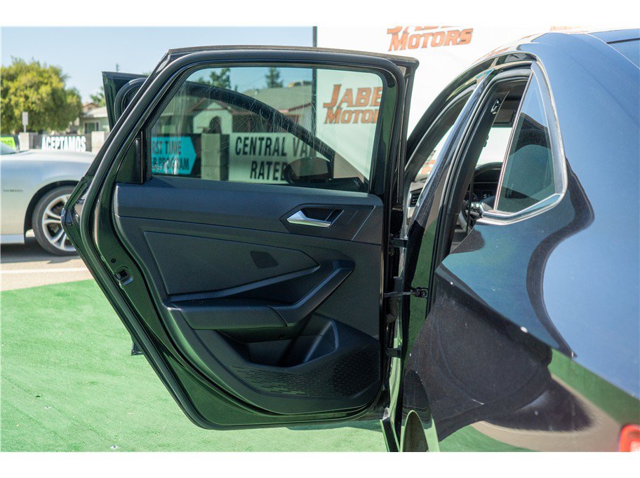 Used 2020 Volkswagen Jetta S FWD image 40