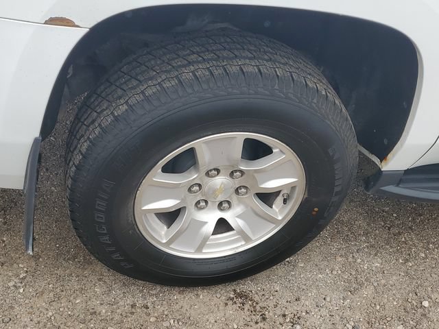 Used 2019 Chevrolet Suburban LT AWD/4WD image 5