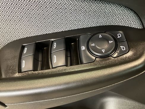 Used 2023 Chevrolet TrailBlazer LT image 12