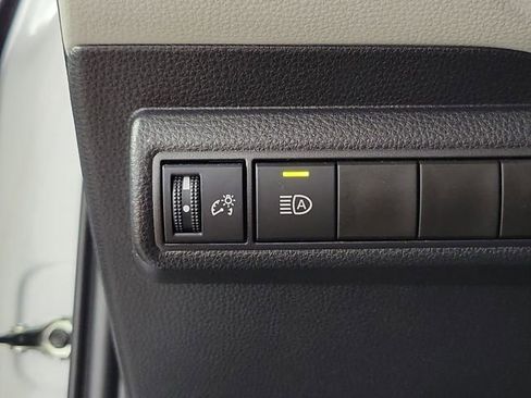 Used 2025 Toyota Corolla LE FWD image 23