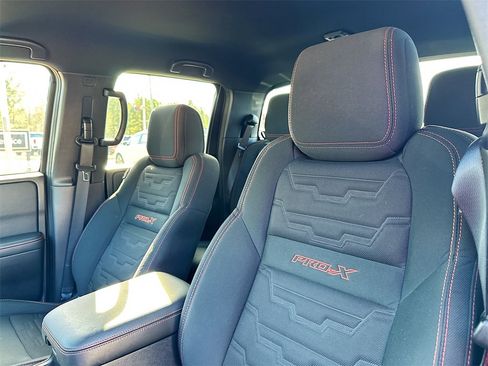 Used 2024 Nissan Frontier Pro-X w/ Technology Package image 8