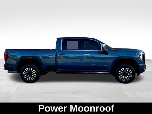 Used 2024 GMC Sierra 2500 Denali Ultimate image 4