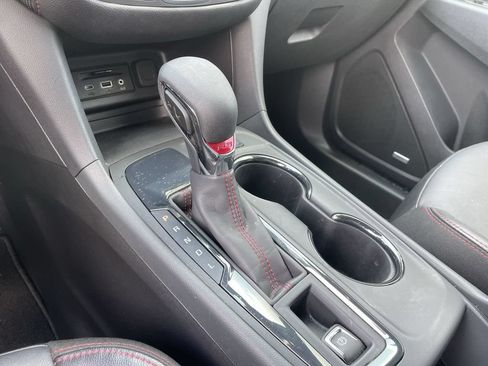 Used 2023 Chevrolet Equinox RS w/ RS Leather Package FWD image 29
