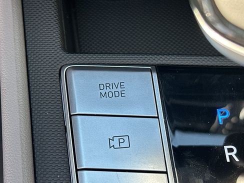 New 2026 Hyundai Elantra N Line FWD image 23