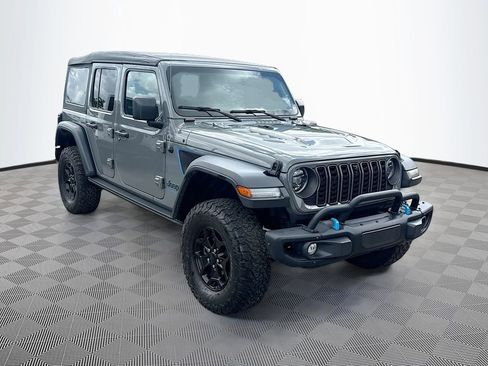 Used 2023 Jeep Wrangler Unlimited Rubicon 4xe AWD/4WD image 4