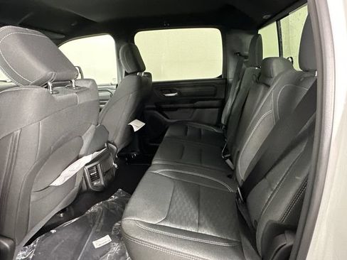 New 2026 RAM 1500 Express AWD/4WD image 13