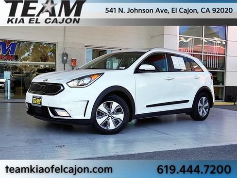 Used 2019 Kia Niro EX w/ EX Premium Package FWD image 2