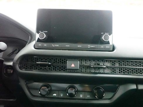 Certified 2025 Honda HR-V LX image 21