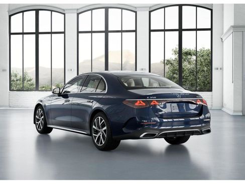 New 2026 Mercedes-Benz E 350 4MATIC Sedan image 12