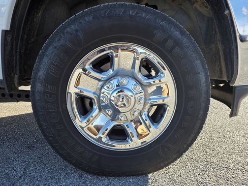 Used 2024 RAM 2500 Tradesman w/ Chrome Appearance Group image 31