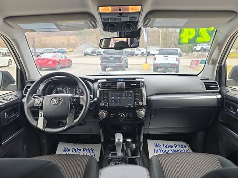 Used 2024 Toyota 4Runner TRD Off-Road image 15