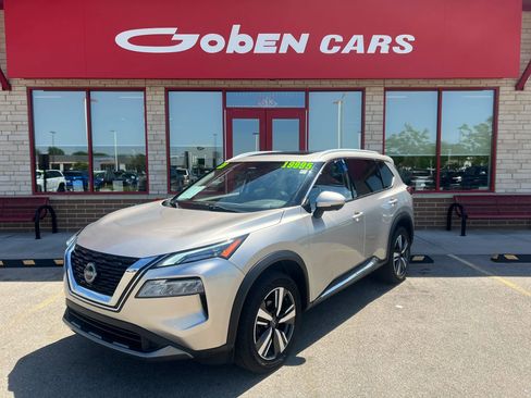 Used 2023 Nissan Rogue SL AWD/4WD image 1