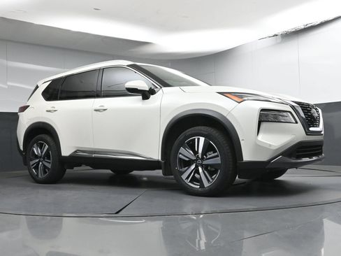 Certified 2023 Nissan Rogue SL w/ SL Premium Package AWD/4WD image 27