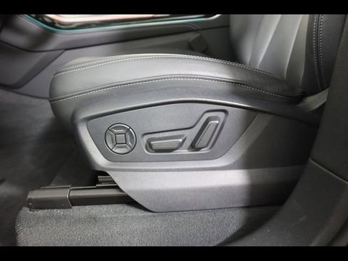 Used 2025 Audi Q7 3.0T Premium Plus AWD/4WD image 18