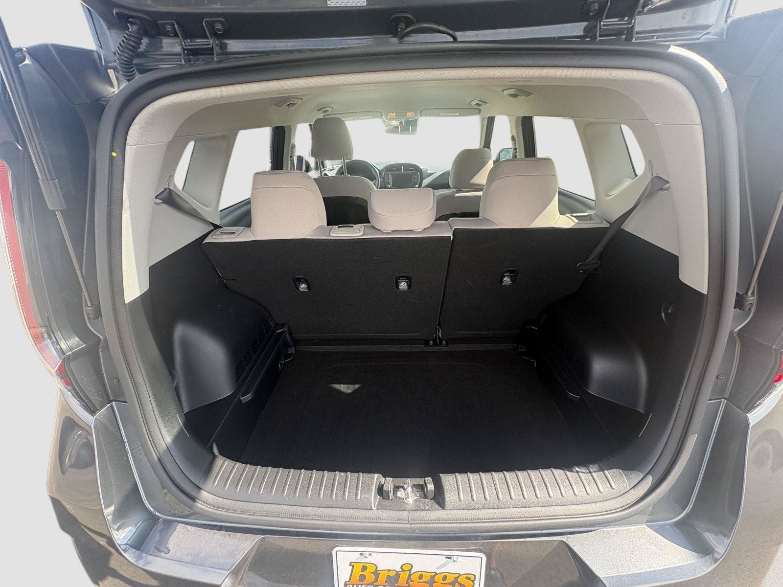 Used 2025 Kia Soul LX FWD image 19