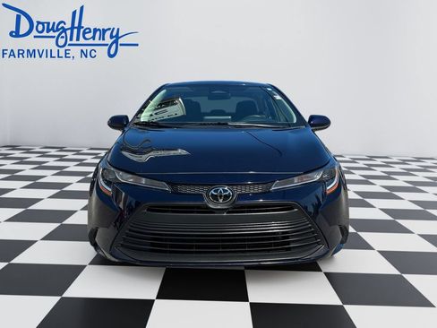 Used 2024 Toyota Corolla LE FWD image 8