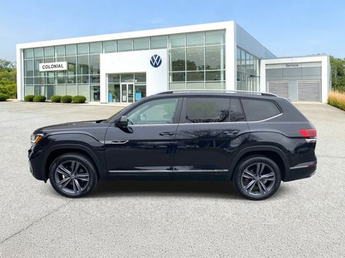 Certified 2022 Volkswagen Atlas SEL R-Line AWD/4WD image 2