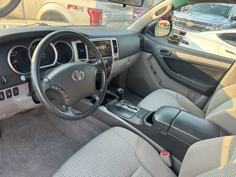 Used 2008 Toyota 4Runner SR5 image 12