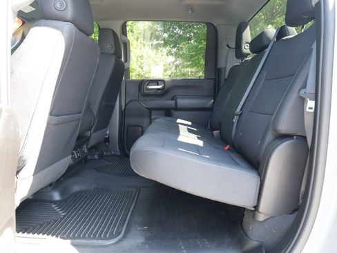 Used 2025 Chevrolet Silverado 2500 Custom w/ Custom Value Package image 20