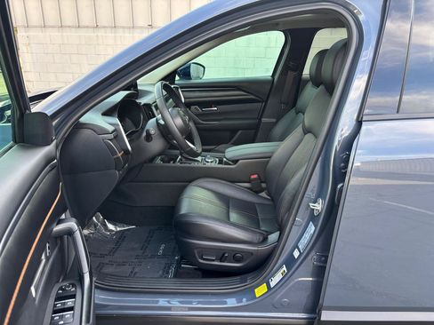 Used 2025 MAZDA CX-50 AWD 2.5 Hybrid w/ Premium Pkg image 3