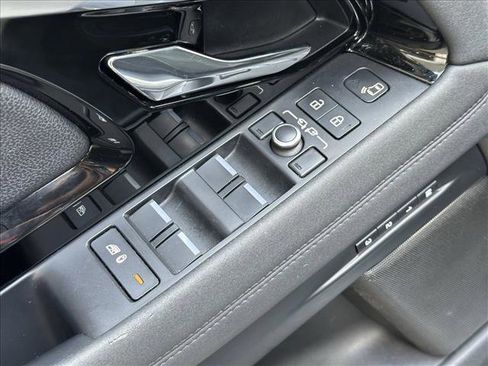 Used 2021 Land Rover Range Rover Evoque SE AWD/4WD image 14