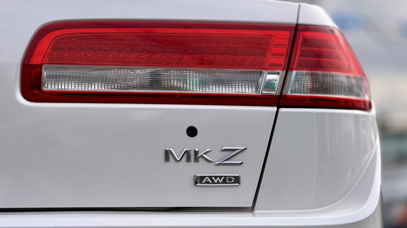 Used 2010 Lincoln MKZ AWD image 34