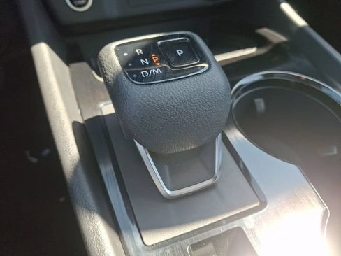 Used 2023 Nissan Rogue SV w/ SV Premium B Package AWD/4WD image 17