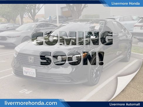 Used 2025 Honda Accord SE image 1