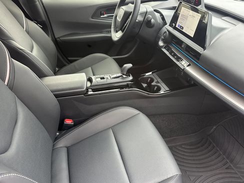 Used 2024 Toyota Prius LE image 16