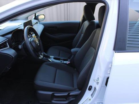 Certified 2023 Toyota Corolla LE image 28