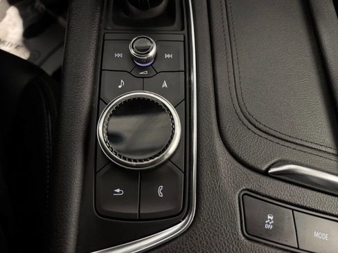 Used 2023 Cadillac XT6 Sport image 56