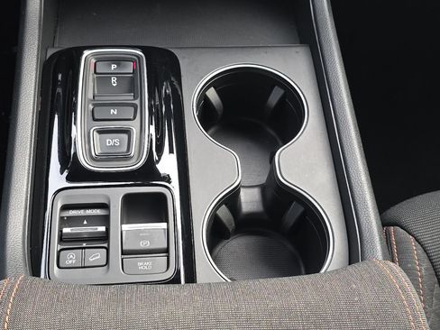 Used 2023 Honda Pilot Sport image 21